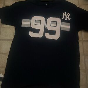 Arron judge yankee shirt